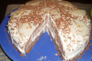 Tort pandispan cu pere