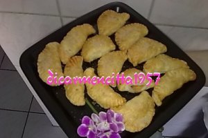 Pateuri cu nectarine