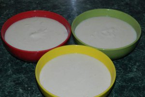 Gris cu lapte cu prune caramelizate