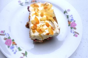 Tiramisu reteta cu visine si migdale prajite