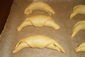 Cornuri cu dulceata din coaja de portocale
