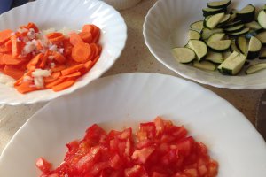 Ciorba de pui a la grec cu legume