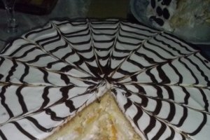 Tort  de ciocolata alba