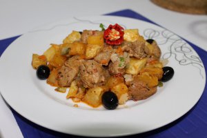 Carne de porc a portugheza