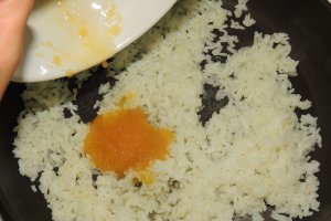 Desert chinezesc cu orez si migdale