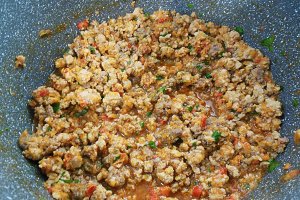 Lasagna cu Carne: Reteta savuroasa si usor de pregatit pentru o cina in familie