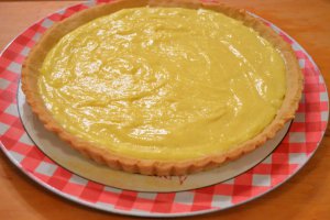 Tarta cu crema de vanilie si banane