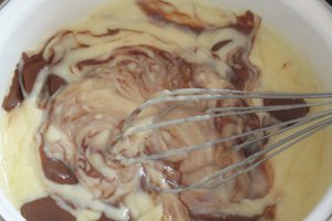 Tort de ciocolata