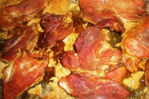 Pulpa de porc la tava si orez salbatic