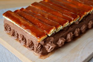 Desert prajitura Dobos un deliciu pe gustul tuturor