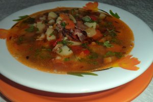 Ciorba de legume cu prosciuto