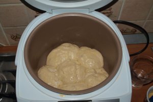 Cozonac "bulgarasi cu surprize" - multicooker
