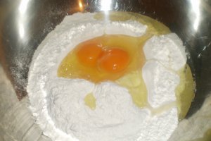 Strudel cu ciocolata cu menta si nuca de cocos