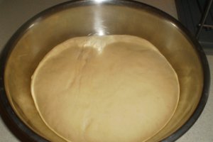 Strudel cu ciocolata cu menta si nuca de cocos