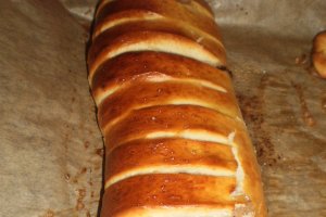 Strudel cu ciocolata cu menta si nuca de cocos
