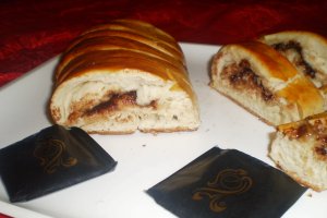 Strudel cu ciocolata cu menta si nuca de cocos