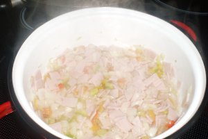Pulpe de pui la cuptor cu cascaval si branza Delaco
