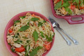 Spaghetti cu piept de pui