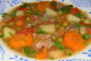 Ciorba taraneasca de porc