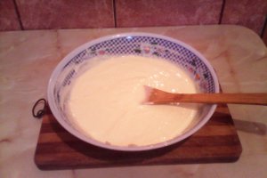 Ciorba de fasole verde cu sunculita taraneasca