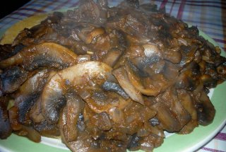 Tocanita de ciuperci
