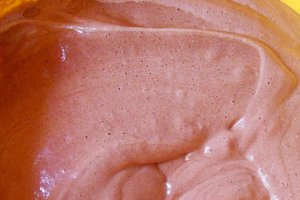Tort cu mascarpone şi fructul pasiunii
