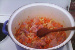 Ciorba a la grec cu carne de porc