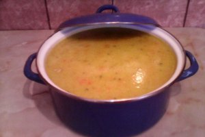 Ciorba a la grec cu carne de porc