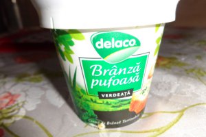 Tartine cu Branza pufoasa cu verdeata