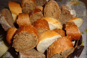 Tartine cu Branza pufoasa cu verdeata