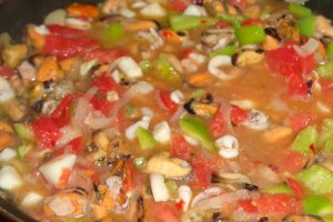 Fructe de mare cu noodles de orez