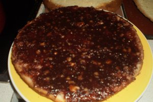 Tort cu crema de ciocolata si nuci