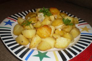 Cartofi fierti aromati