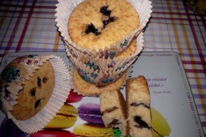 Briose cu dulceata de cirese