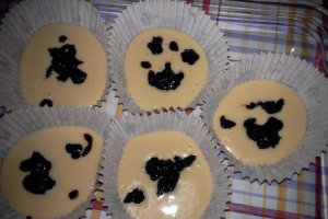 Briose cu dulceata de cirese