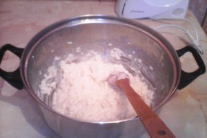 Tort din orez cu pere