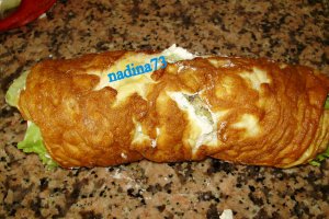 Rulada aperitiv cu ton