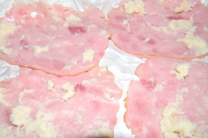 Sandvici cu sunca si mazare verde