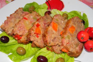 "Cozonac" de carne
