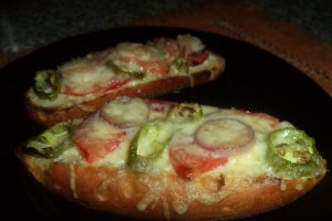 Bruschete cu Branza pufoasa Delaco