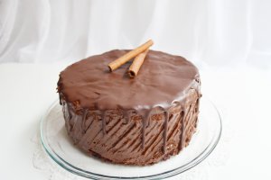 Tort cu banane si ciocolata (de post)