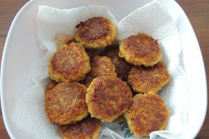 Chiftele de soia cu legume