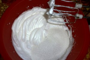 Prajitura cu crema si spuma