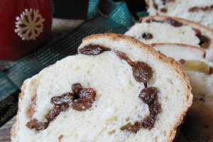 Cozonac cu stafide, de post