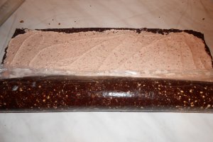 Rulada de biscuiti cu merisoare