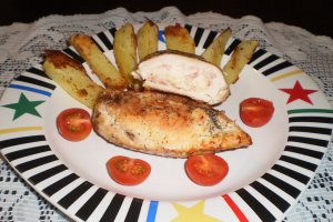 Piept de pui umplut