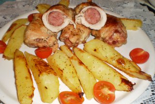 Pulpe dezosate cu cascaval Delaco si carnati de casa afumati