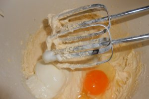 Fursecuri umplute cu crema de ciocolata