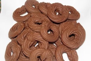 Fursecuri fragede cu ciocolata si aroma de menta