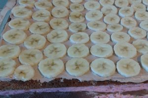 Tort cu creme de ciocolata si crema de visine